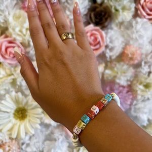 Colorful beaded name bracelet ( can be customized if asked)